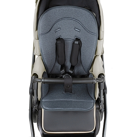 ROAN Коляска 2 в1 Bass Next  короб + прогулка Marzipan/Black/руч.Cappuccino(2 места)