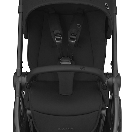 **Maxi-Cosi Коляска детская прогулочная Oxford Essential Black/черный